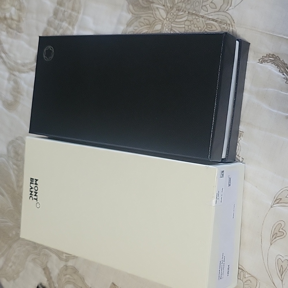Mont blanc empty box